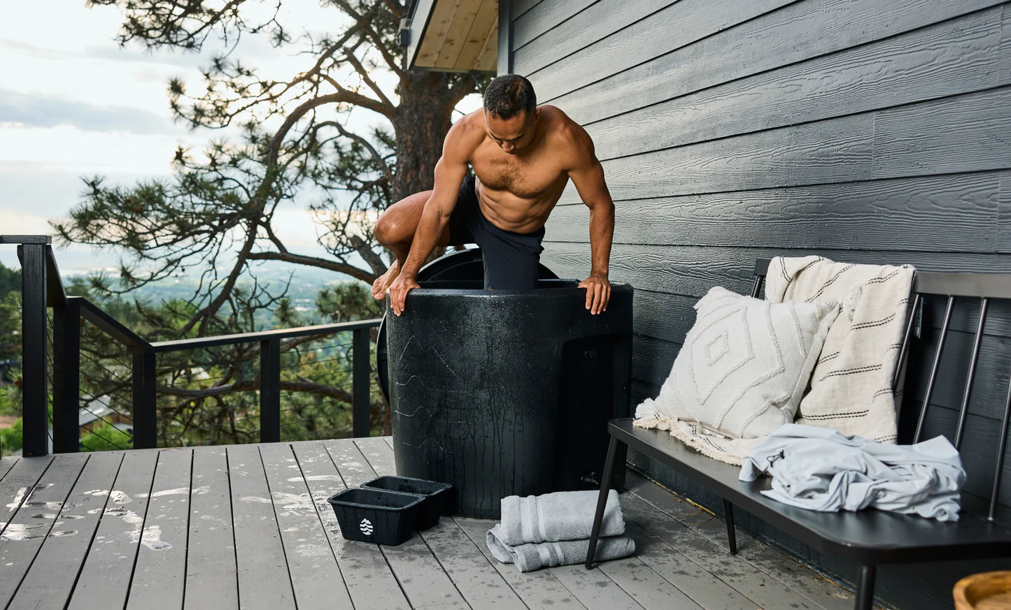 Compact Cold Plunge Tub
